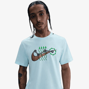 NIKE | SPORTSWEAR T-SHIRT { GLACIER BLUE