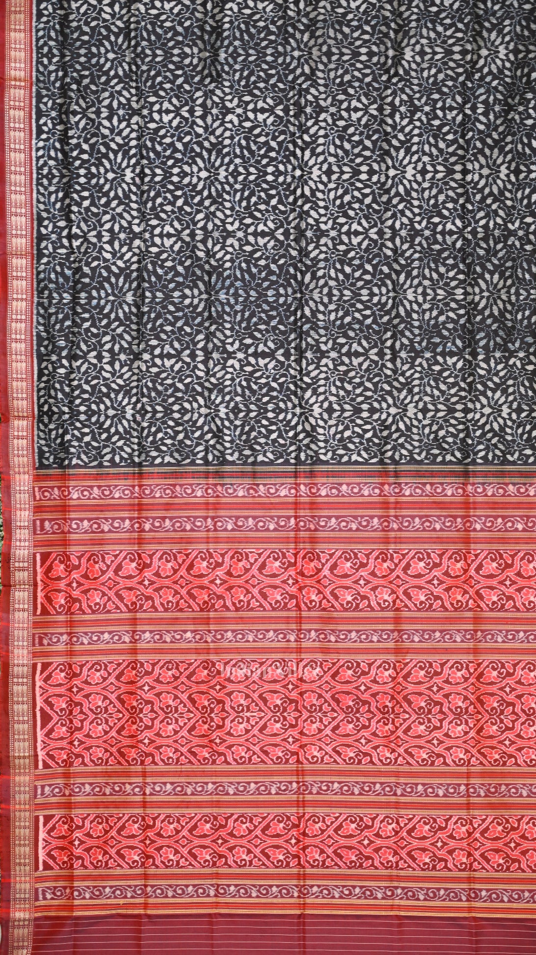 Exclusive Black Red Floral Theme Sambalpuri Silk Saree