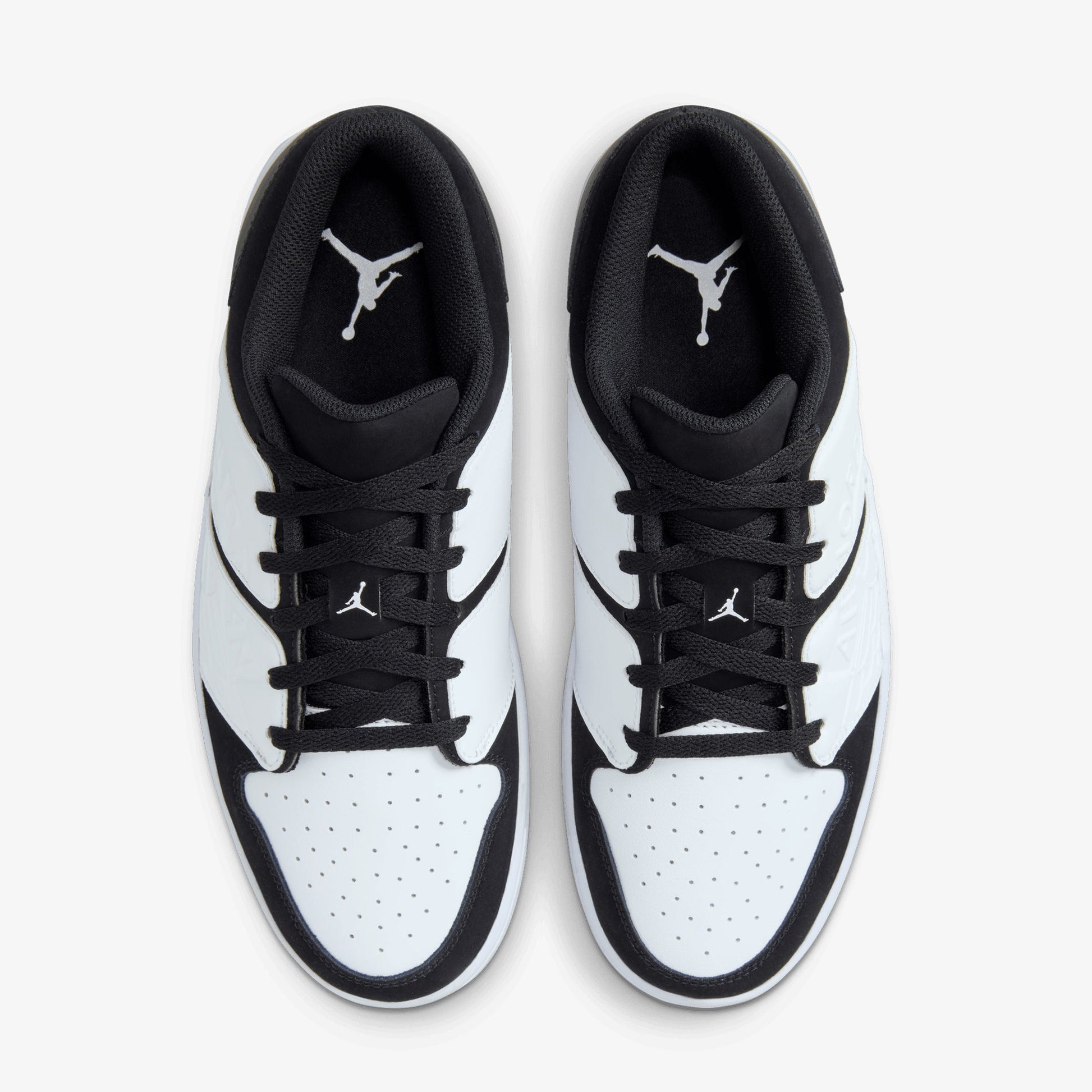 Jordan | NU RETRO 1 LOW  { WHITE/BLACK-WHITE