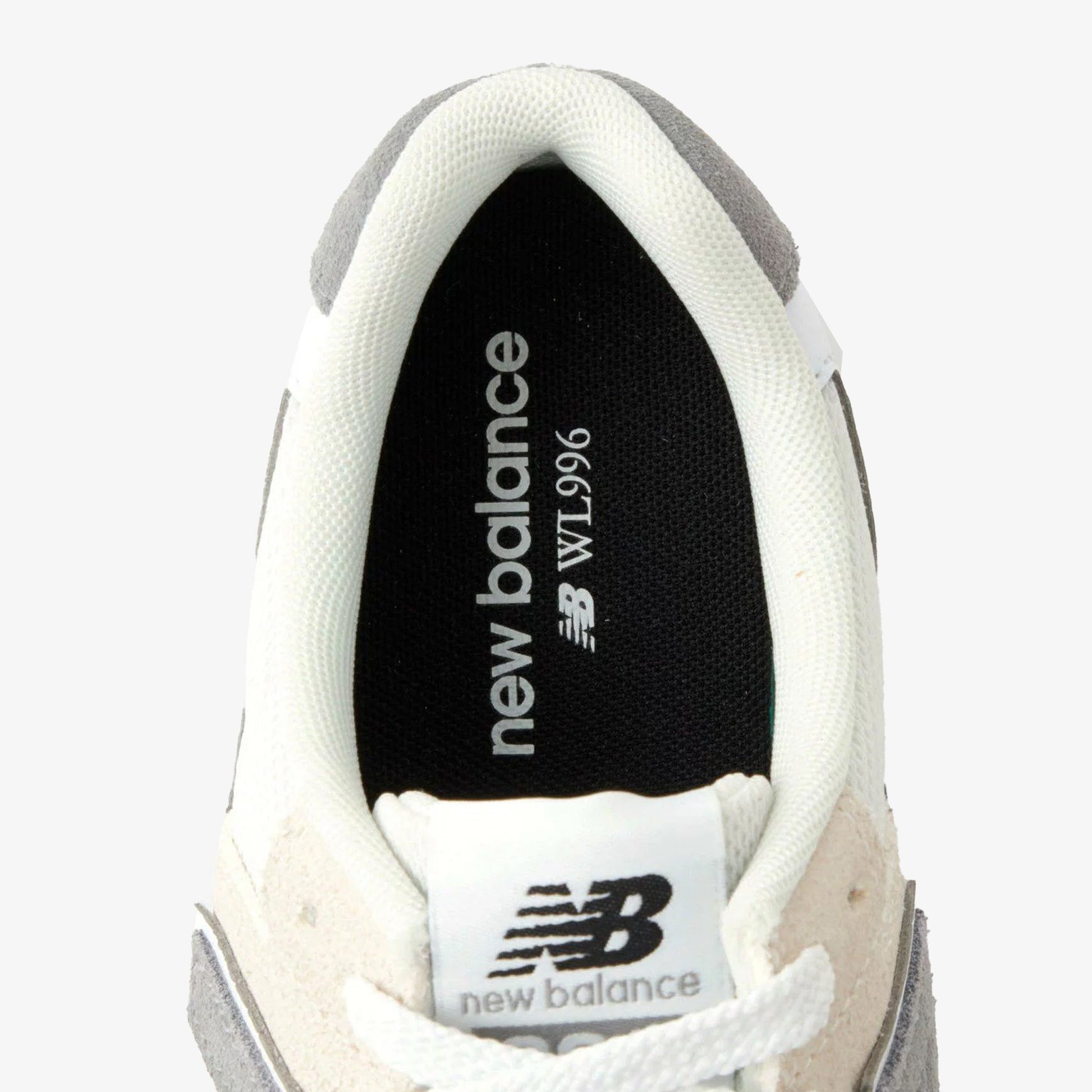 New Balance | 996 { BEIGE
