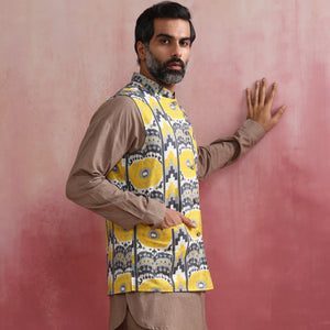 trueBrowns Men's Beige Ikat Reversible  Nehru Jacket