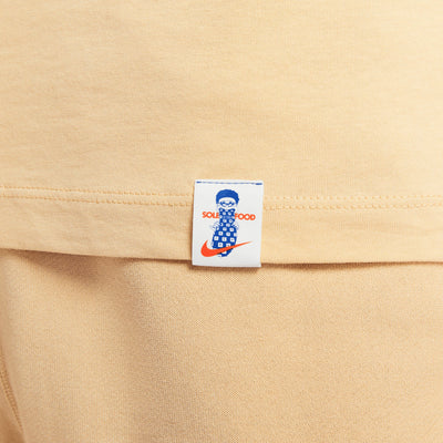 NIKE | SPORTSWEAR CLUB { BROWN