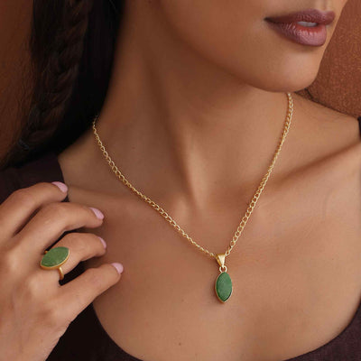 trueBrowns Gold Tone Green  Stone Pendant Set