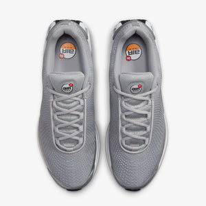 Nike | AIR MAX DN { METALLIC SILVER/METALLIC SILVER-WHITE