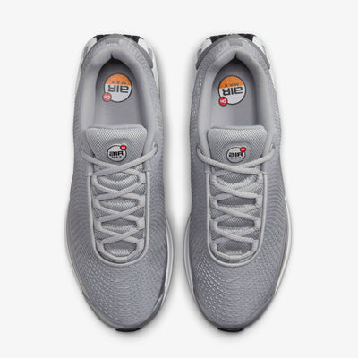 Nike | AIR MAX DN { METALLIC SILVER/METALLIC SILVER-WHITE