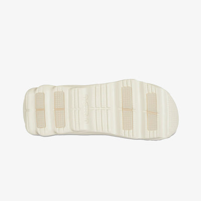 CROCS | ECHO STORM SNEAKER { BEIGE