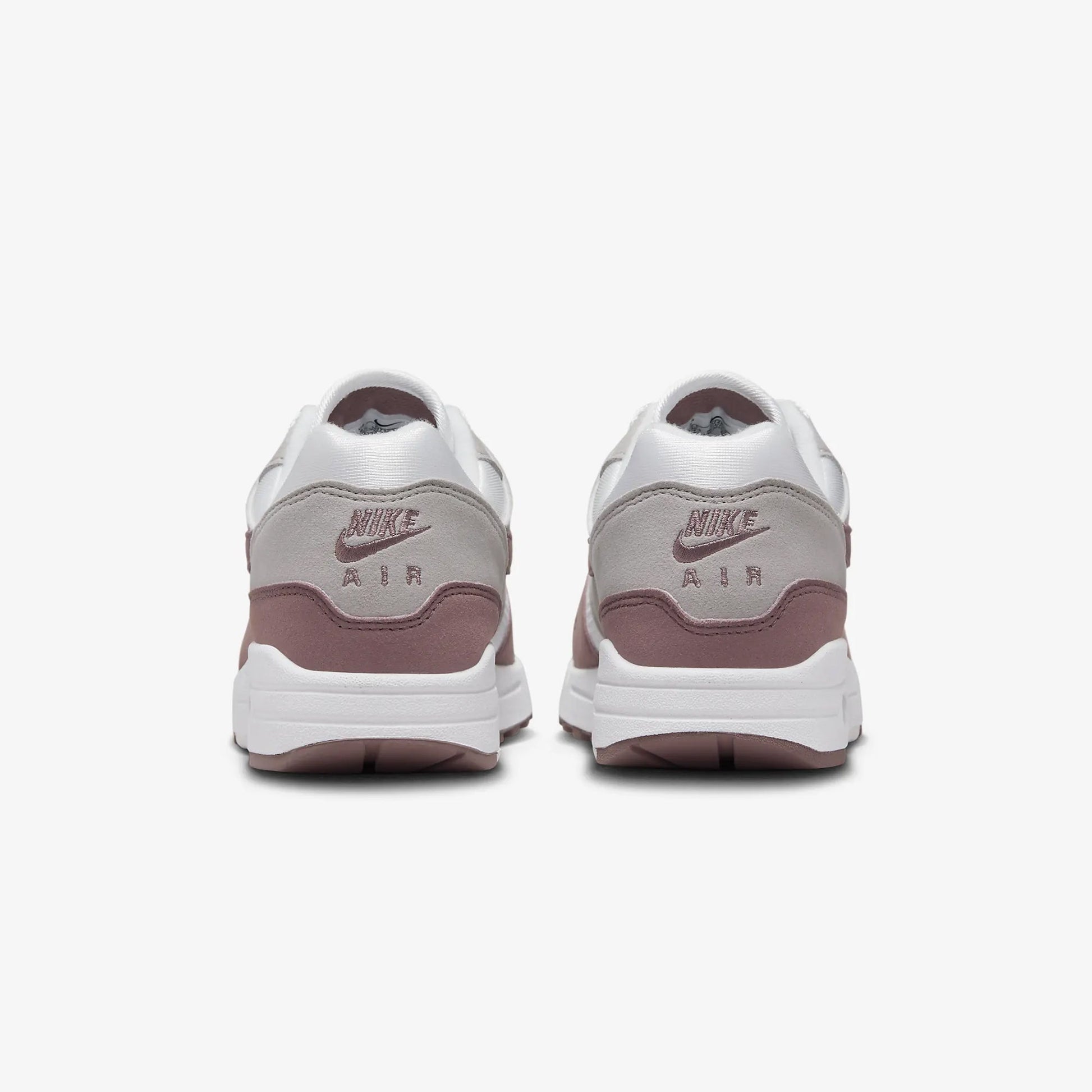 Nike | AIR MAX 1  { SUMMIT WHITE/SMOKEY MAUVE-LT IRON ORE