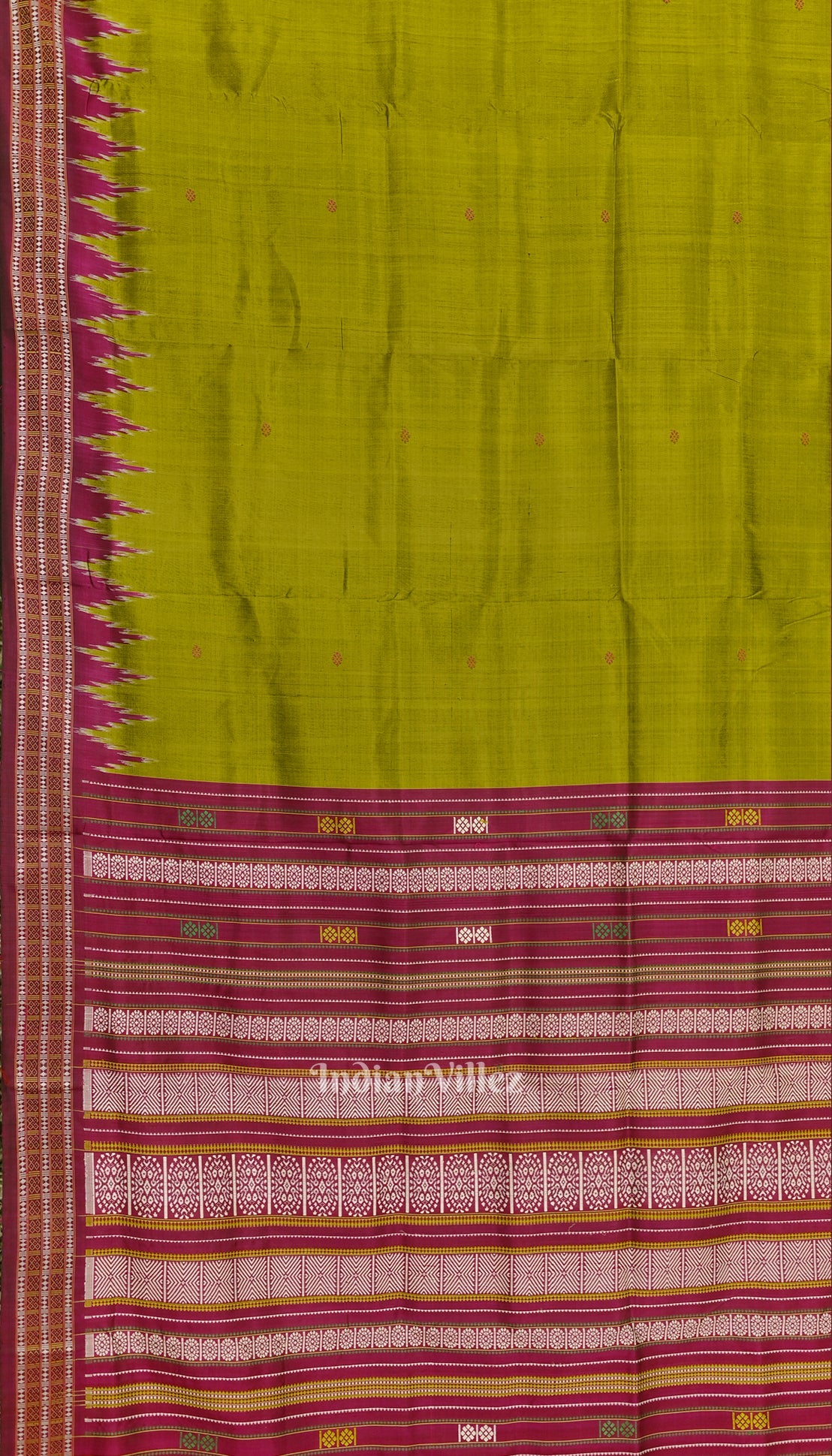 Lemon Green Single Flower Motif Siminoi Silk Saree