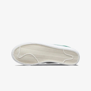 Nike | BLAZER LOW '77 VINTAGE { WHITE/PINE GREEN-SAIL-BLACK