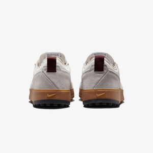 Nike | C1TY { VAST GREY/WHITE-PHANTOM-GUM MED BROWN