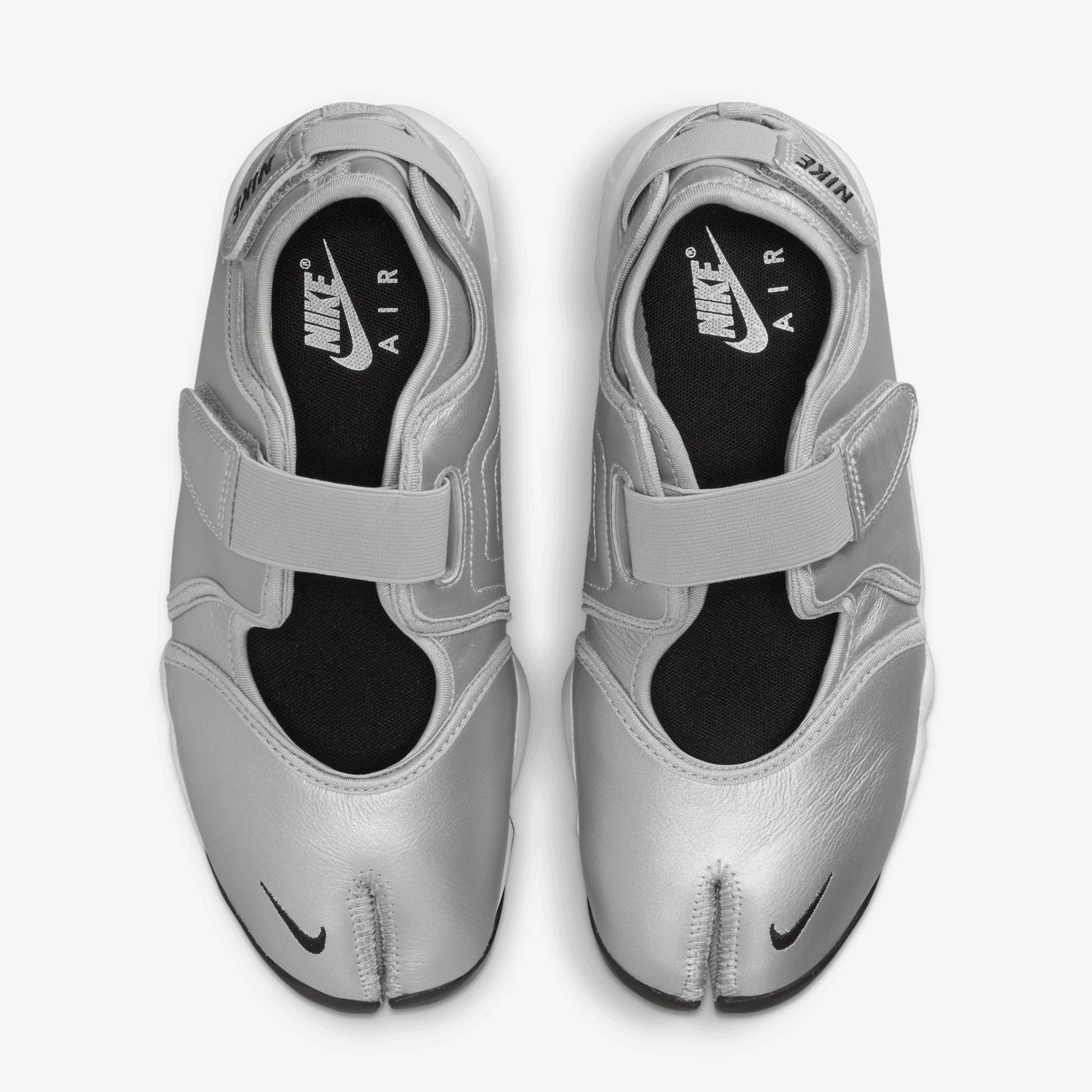 NIKE | AIR RIFT { METALLIC SILVER/SAIL-BLACK
