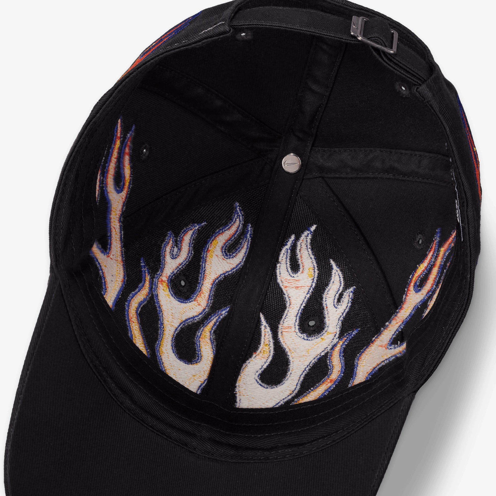 NIKE | STRUCTURED OG FLAME CAP { BLACK
