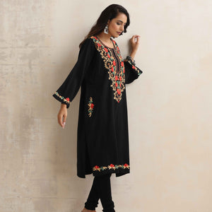 trueBrowns Black Kashmiri Embroidered Woollen Phiran Kurta