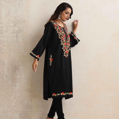 trueBrowns Black Kashmiri Embroidered Woollen Phiran Kurta