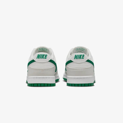 Nike | DUNK LOW RETRO  { SUMMIT WHITE/MALACHITE-PLATINUM TINT