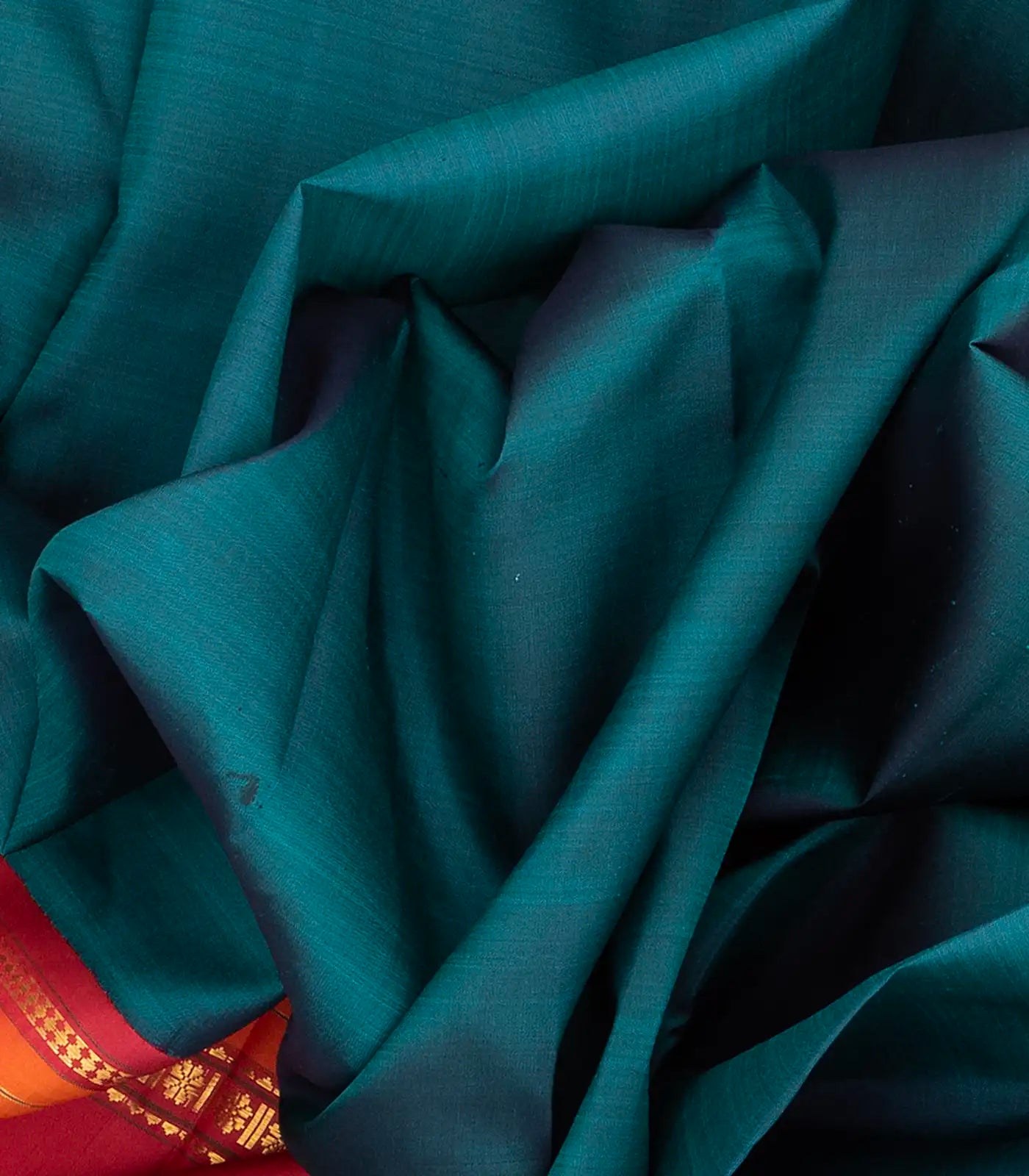 Viridian Handloom Korvai Silk Saree With Contrast Crimson Border