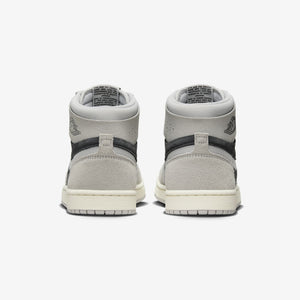 Jordan | AIR JORDAN 1 ZOOM CMFT 2  { LT IRON ORE/NEUTRAL GREY-BLACK