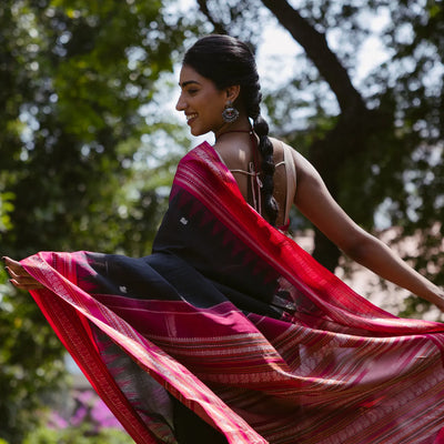 Black Handloom Korvai Kanchi Cotton Saree With Annam And Rudaksham Motifs in A Pink Border