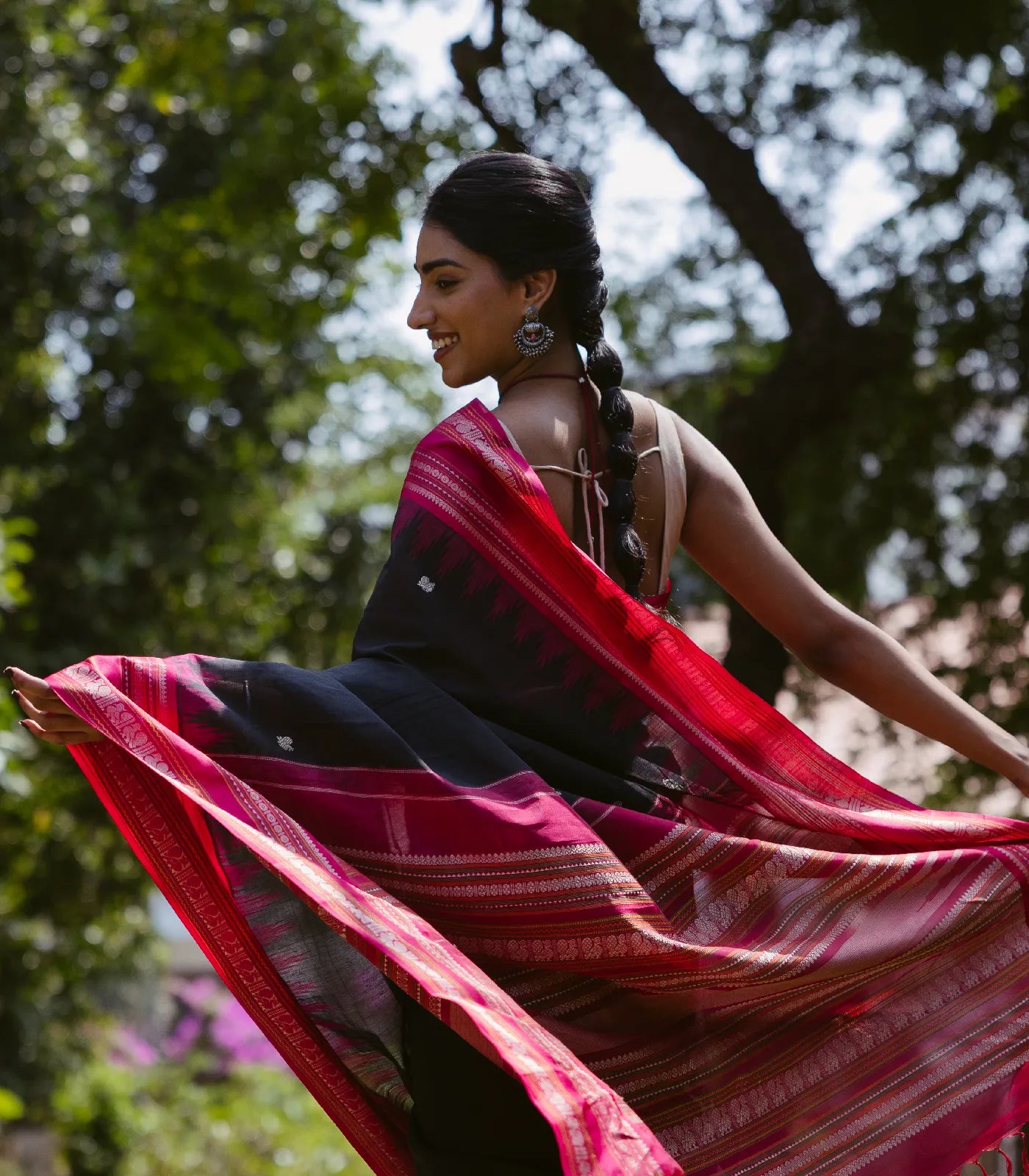 Black Handloom Korvai Kanchi Cotton Saree With Annam And Rudaksham Motifs in A Pink Border