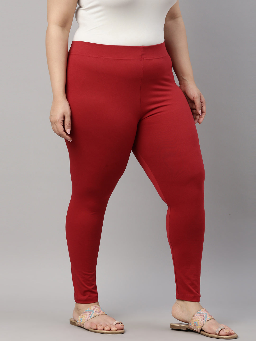 Women Solid Cherry Mid Rise Slim Fit Ankle Length Leggings - Tall
