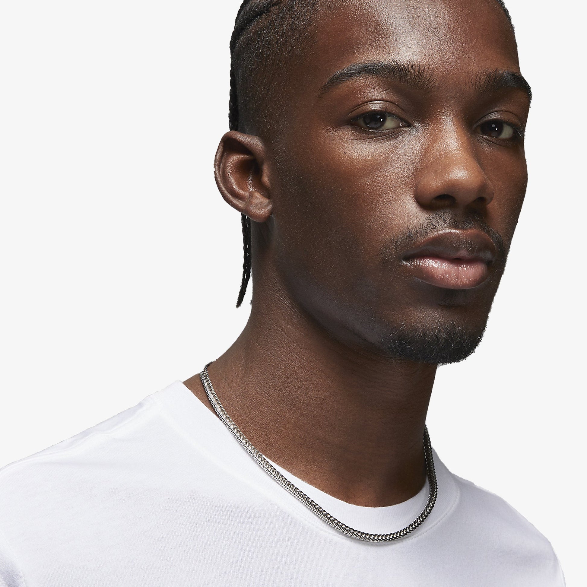 Jordan | GRAPHIC T-SHIRT  { WHITE