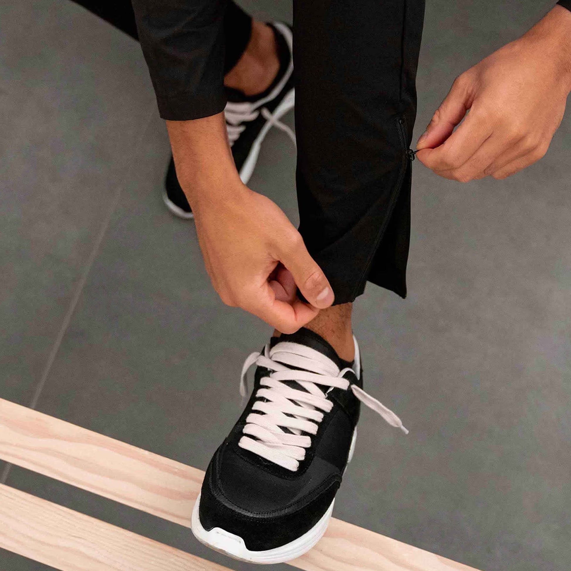 REPRESENT | 247 ZIP PANT { BLACK