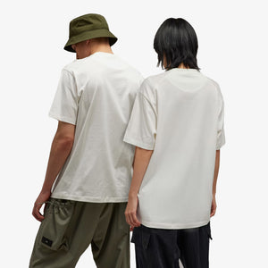 Y-3 | GRAPHIC SHORT SLEEVE TEE  { WHITE