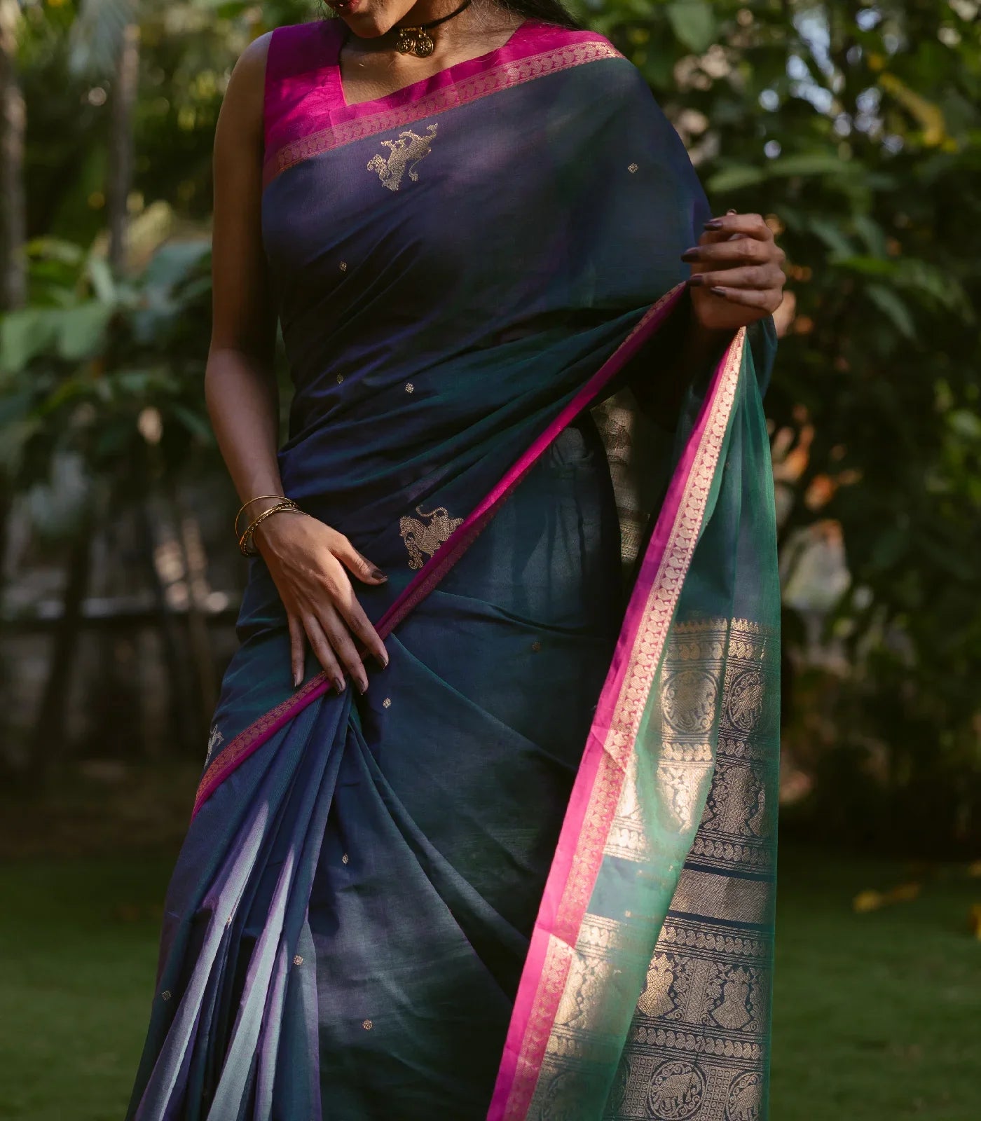 Teal Handloom Kanchi Cotton Saree With Yazhi Buttas