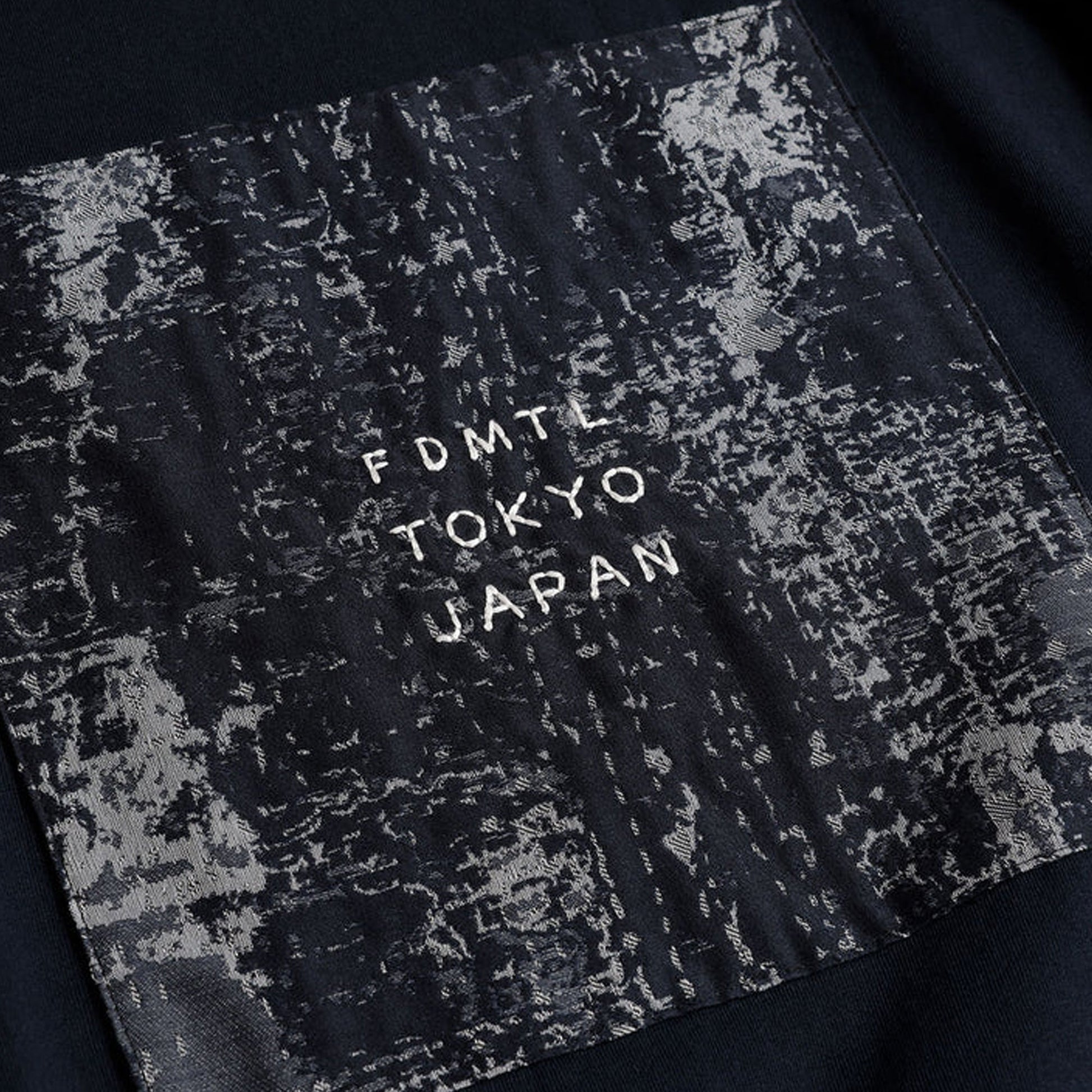 FDMTL | SQUARE JACQUARD TEE { NAVY