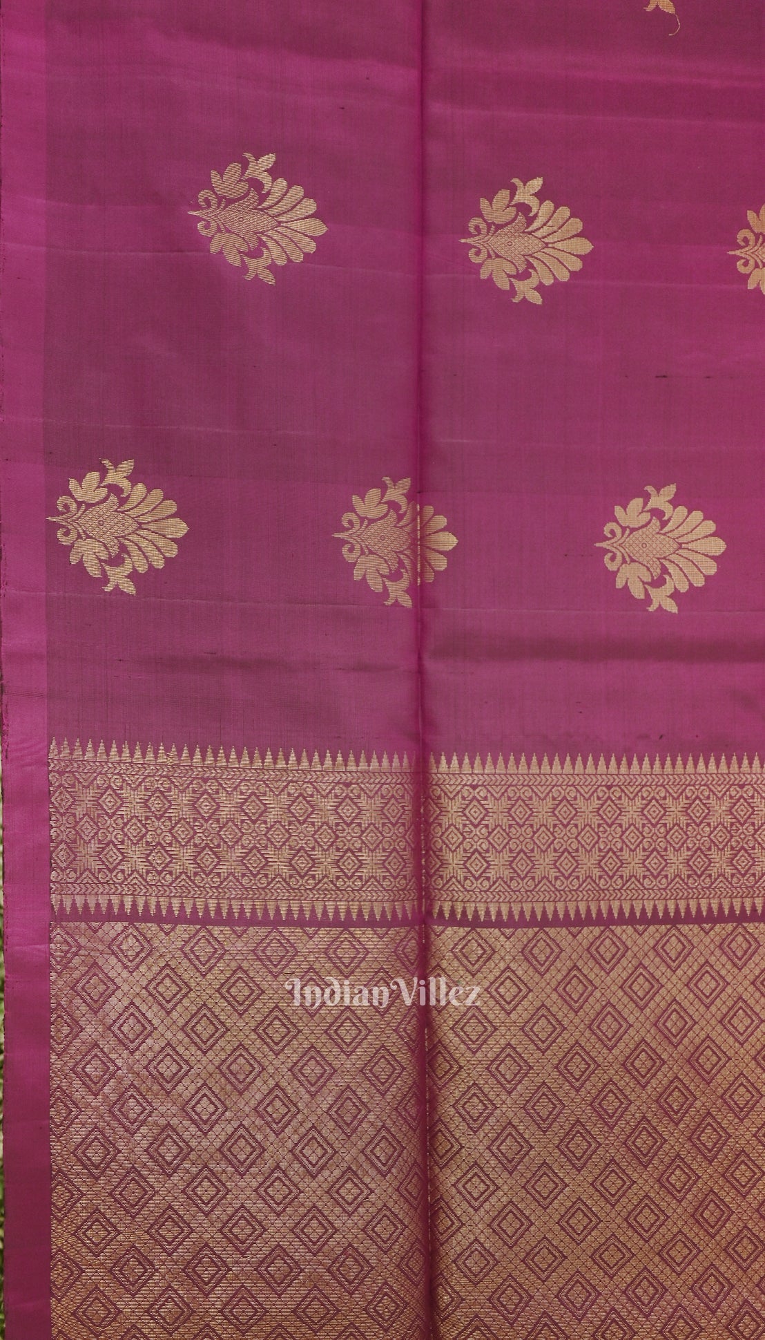 Maroon Golden Floral Design Pure Kanjivaram Soft Silk Saree