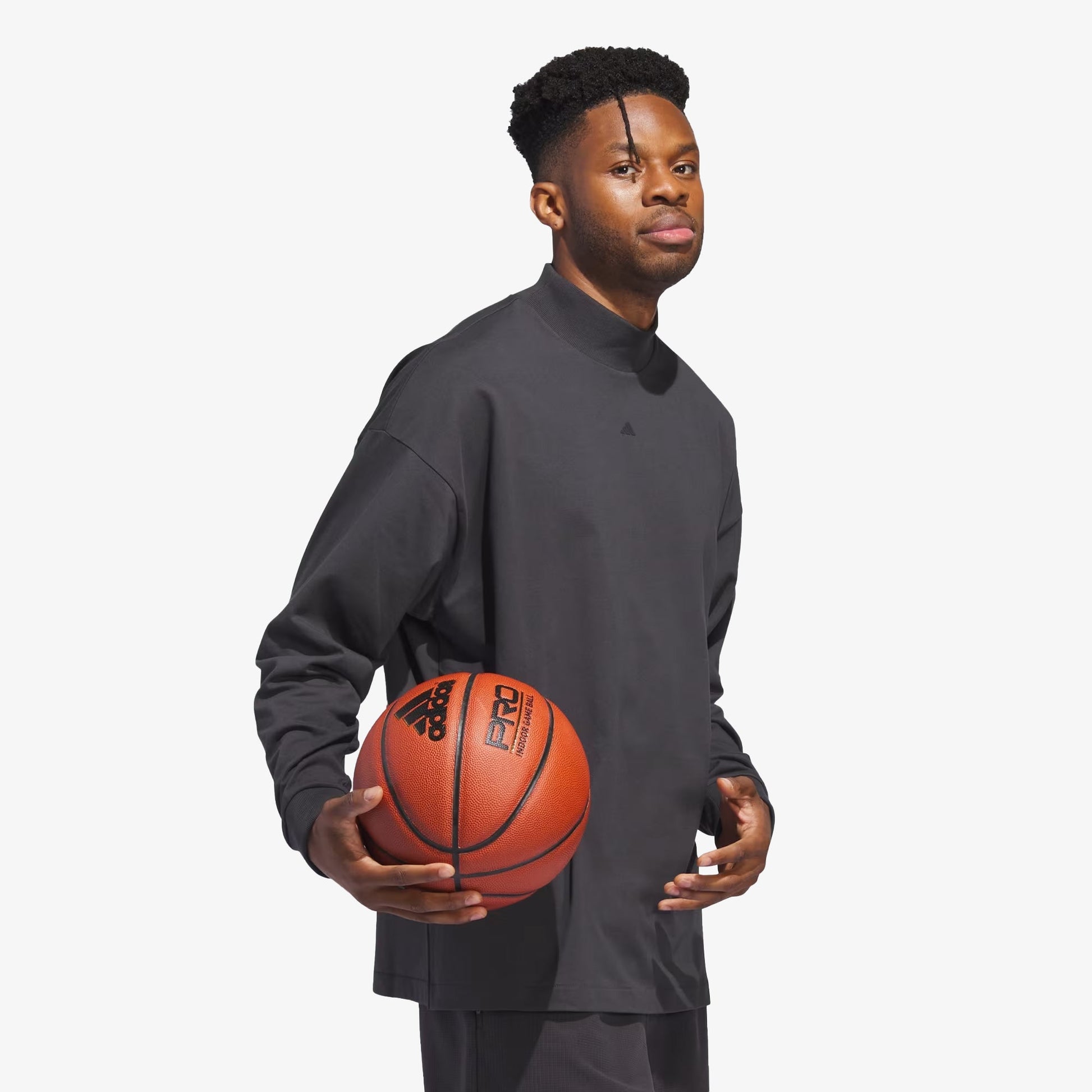 Adidas | BASKETBALL LONG SLEEVE TEE  { CARBON
