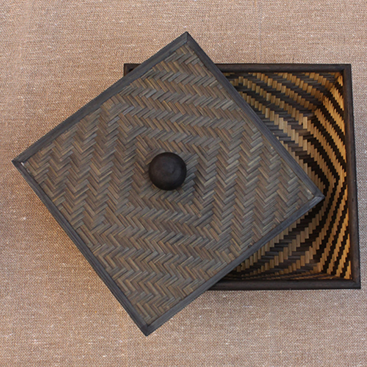 brown - Kadam Haat Handmade Bamboo Fruit Basket with Lid (Black)