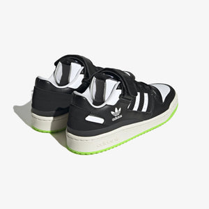 Adidas Originals | FORUM LOW  { BLACK/OFF WHITE