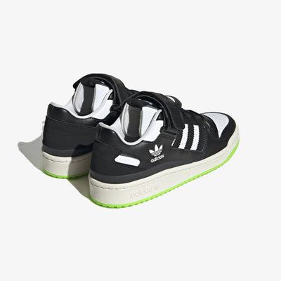 Adidas Originals | FORUM LOW  { BLACK/OFF WHITE