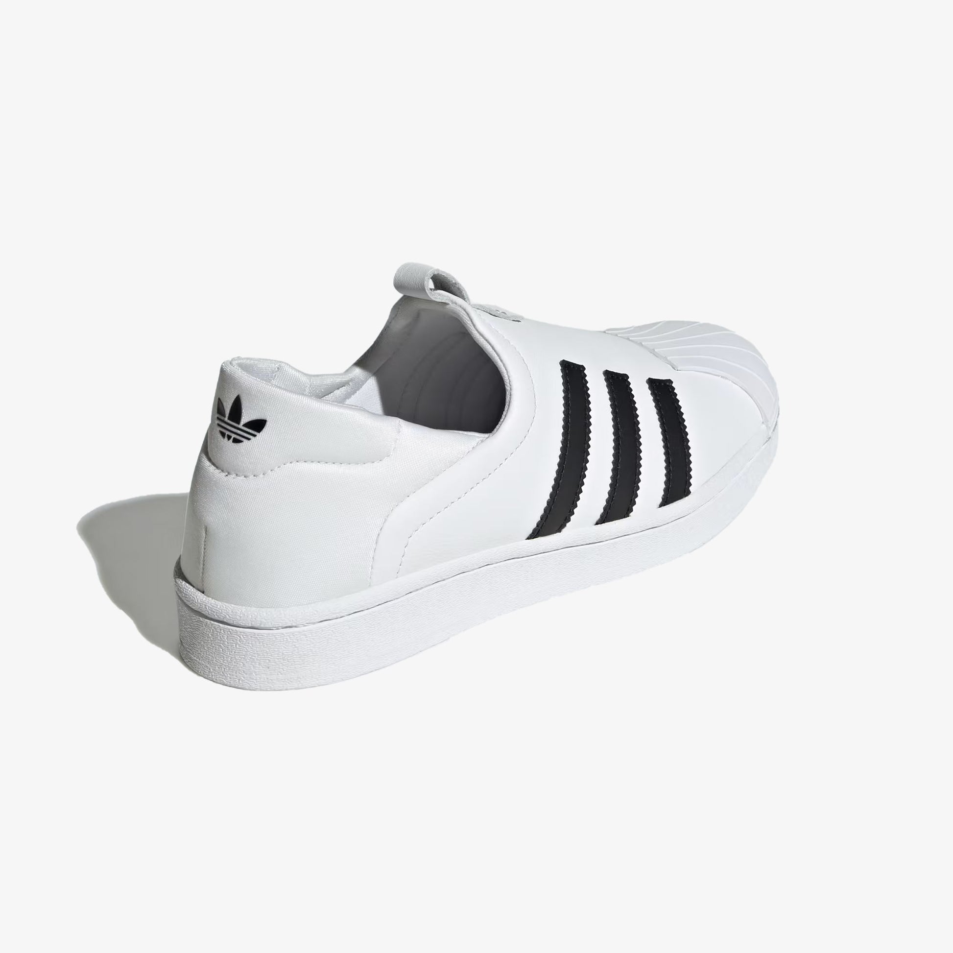 Adidas Originals | SUPERSTAR SLIP-ON  { CLOUD WHITE/CORE BALCK/WHITE