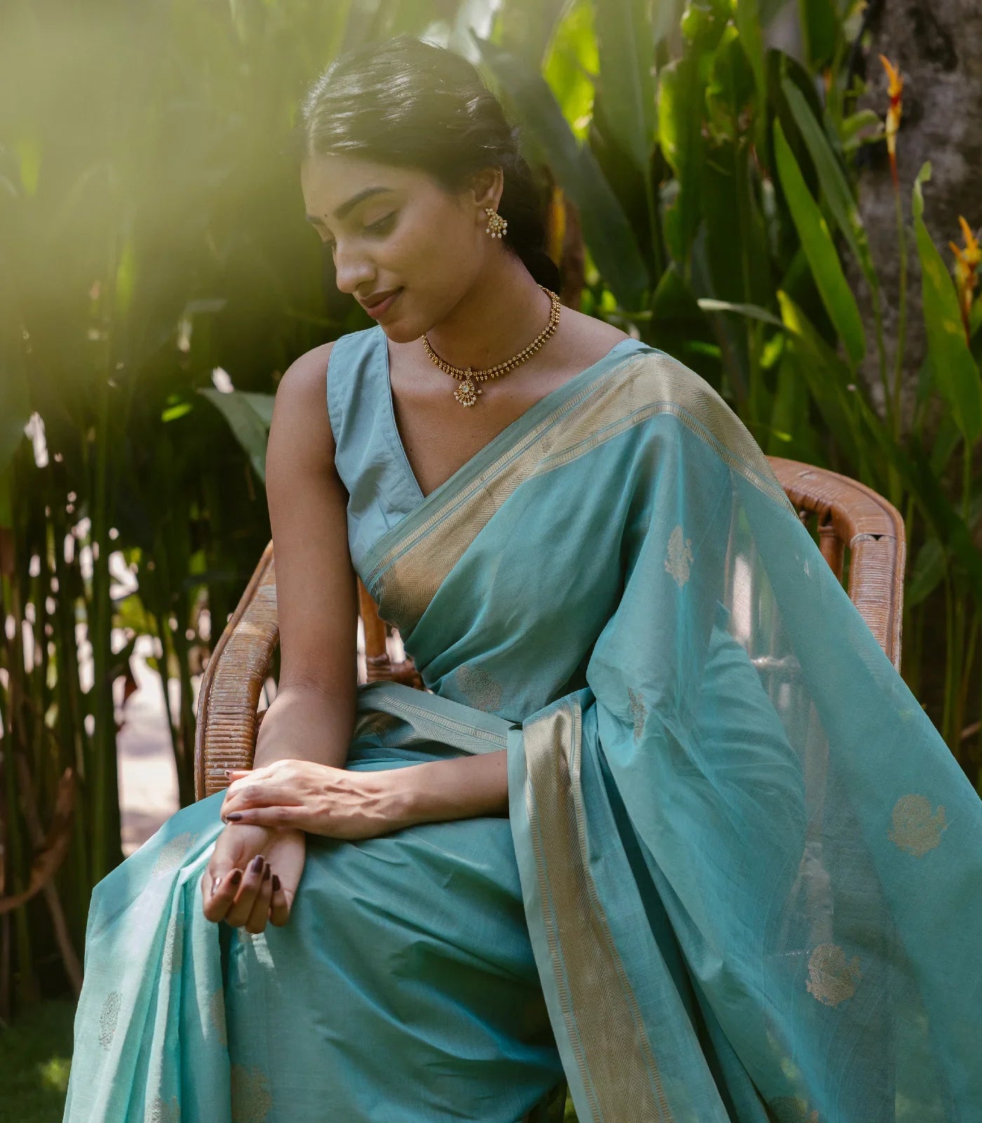 Turquoise Handloom Kanchi Cotton Saree With Annam Buttas