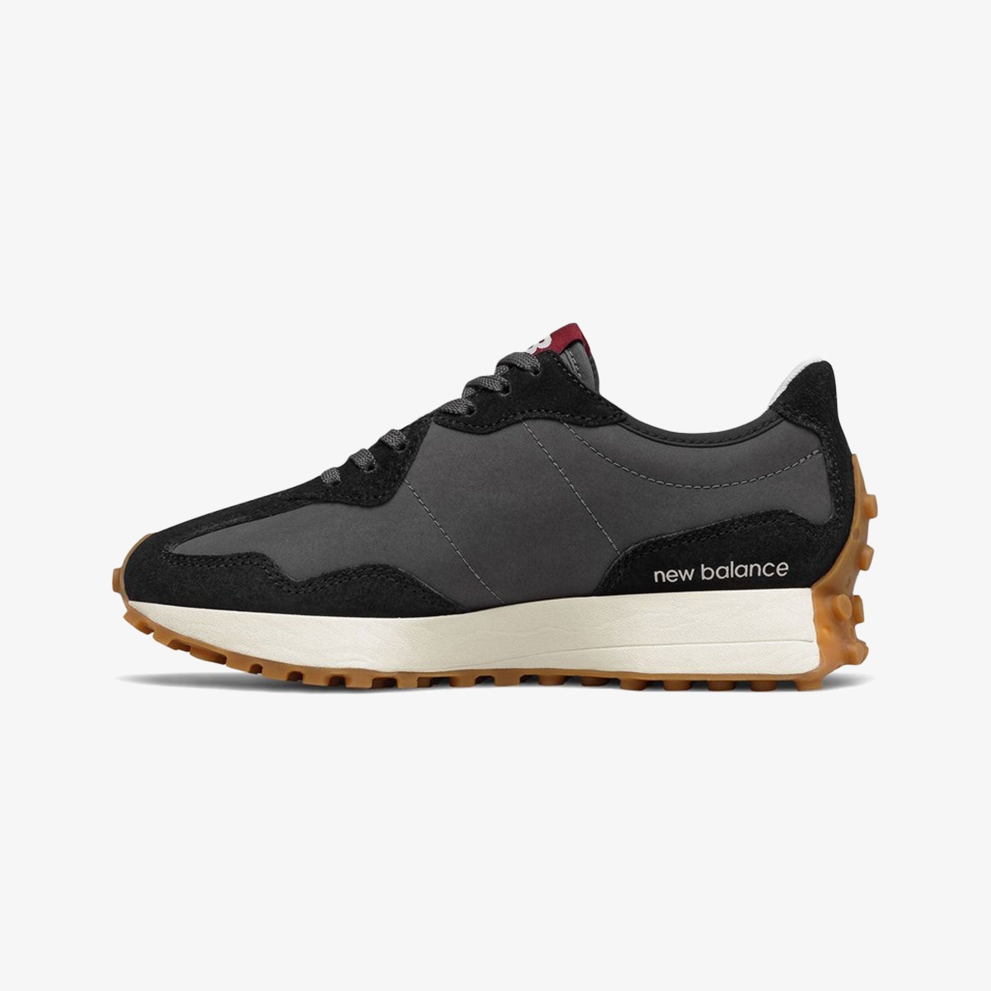 New Balance | 327  { BLACK