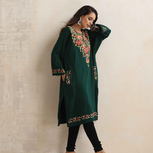 trueBrowns Green Kashmiri Embroidered Woollen Phiran Kurta