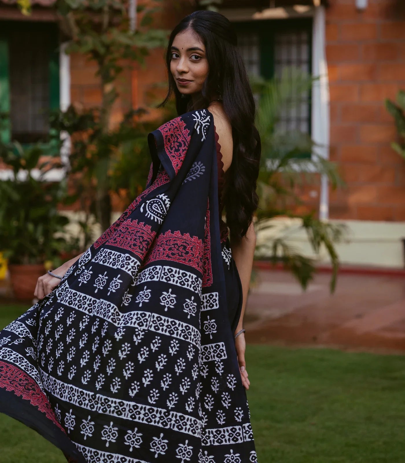 Black Jaipur Cotton Saree With Printed Mango Motifs