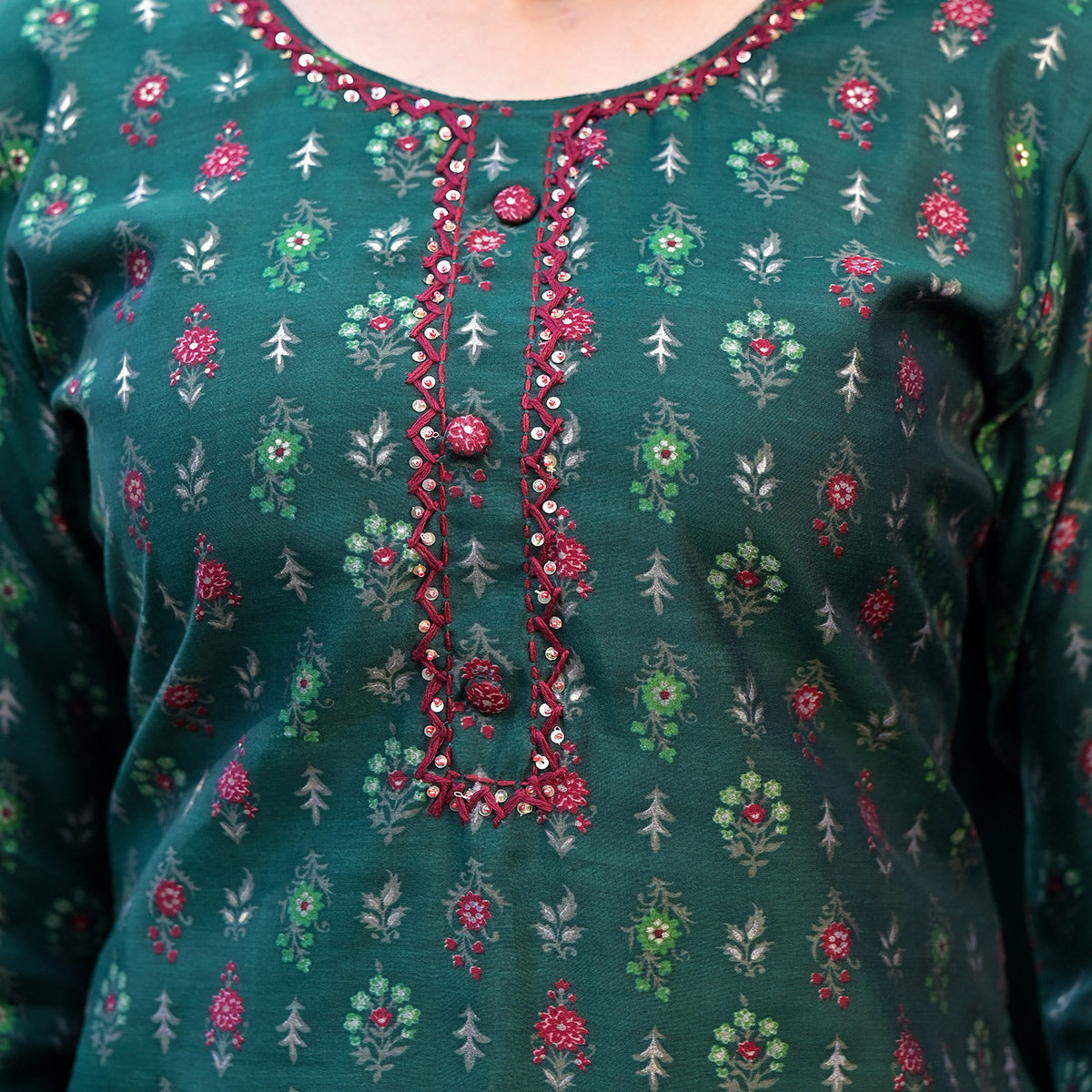 Bottle Green Floral Kantha Work Embroidered Chanderi Silk Salwar Suit