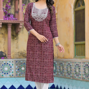 Maroon Bandhani With Embroidered Rayon Straight Kurti