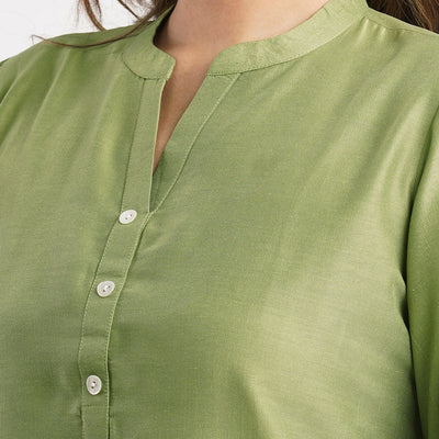 green-solid-poly-chinon-straight-top