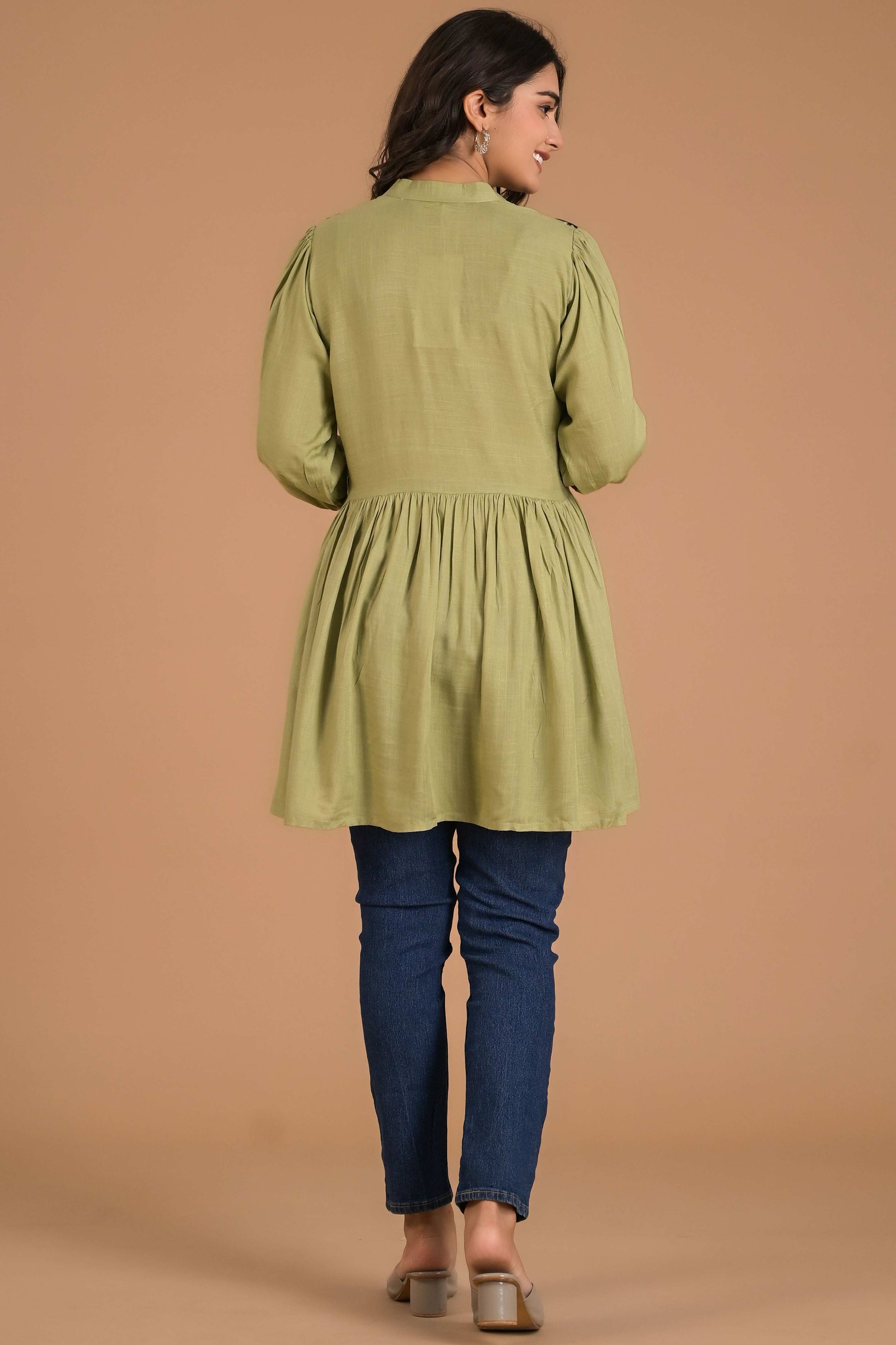 green-embroidered-cotton-slub-top
