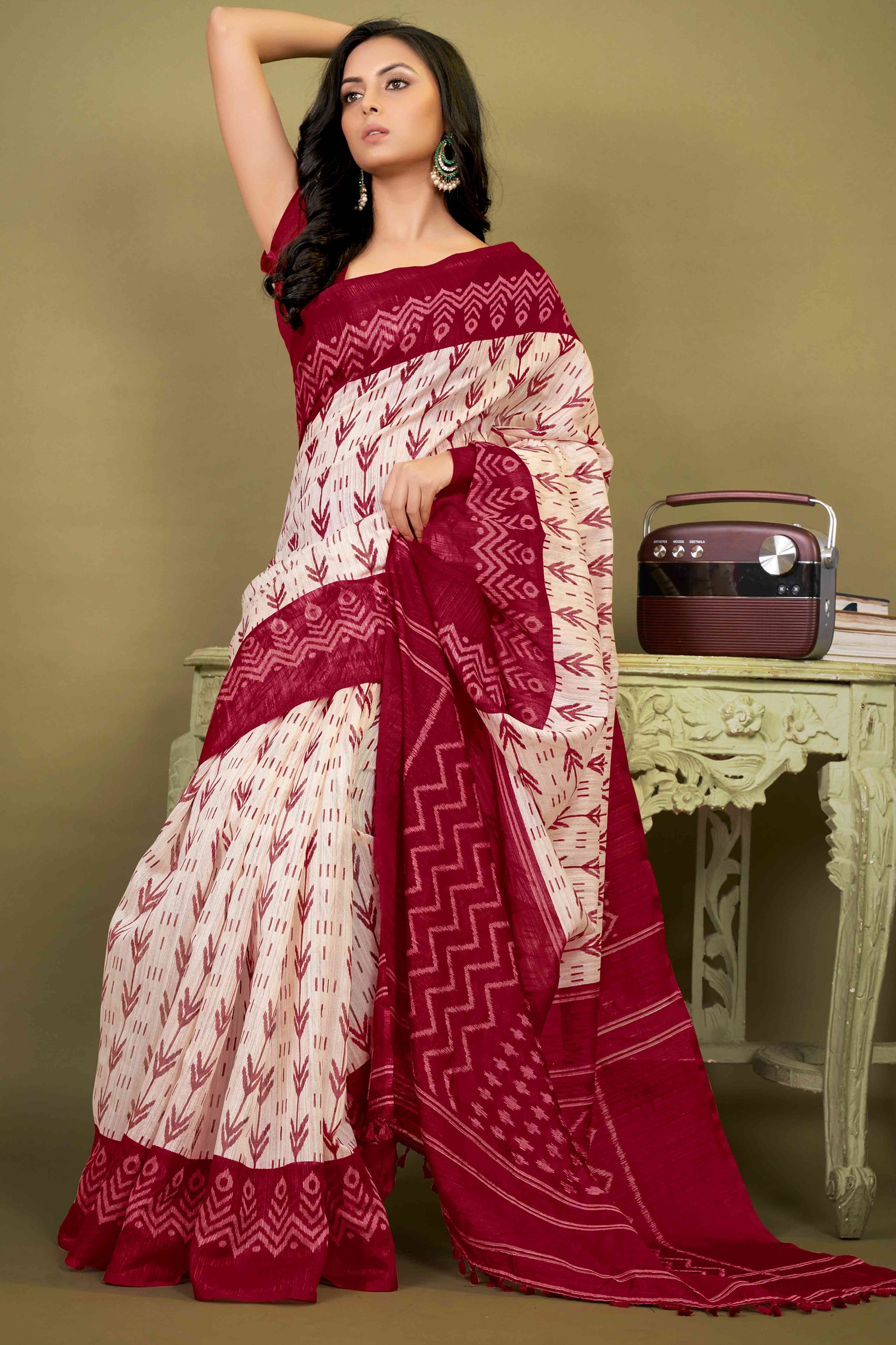Maroon Ikkat Printed Cotton Slub Saree