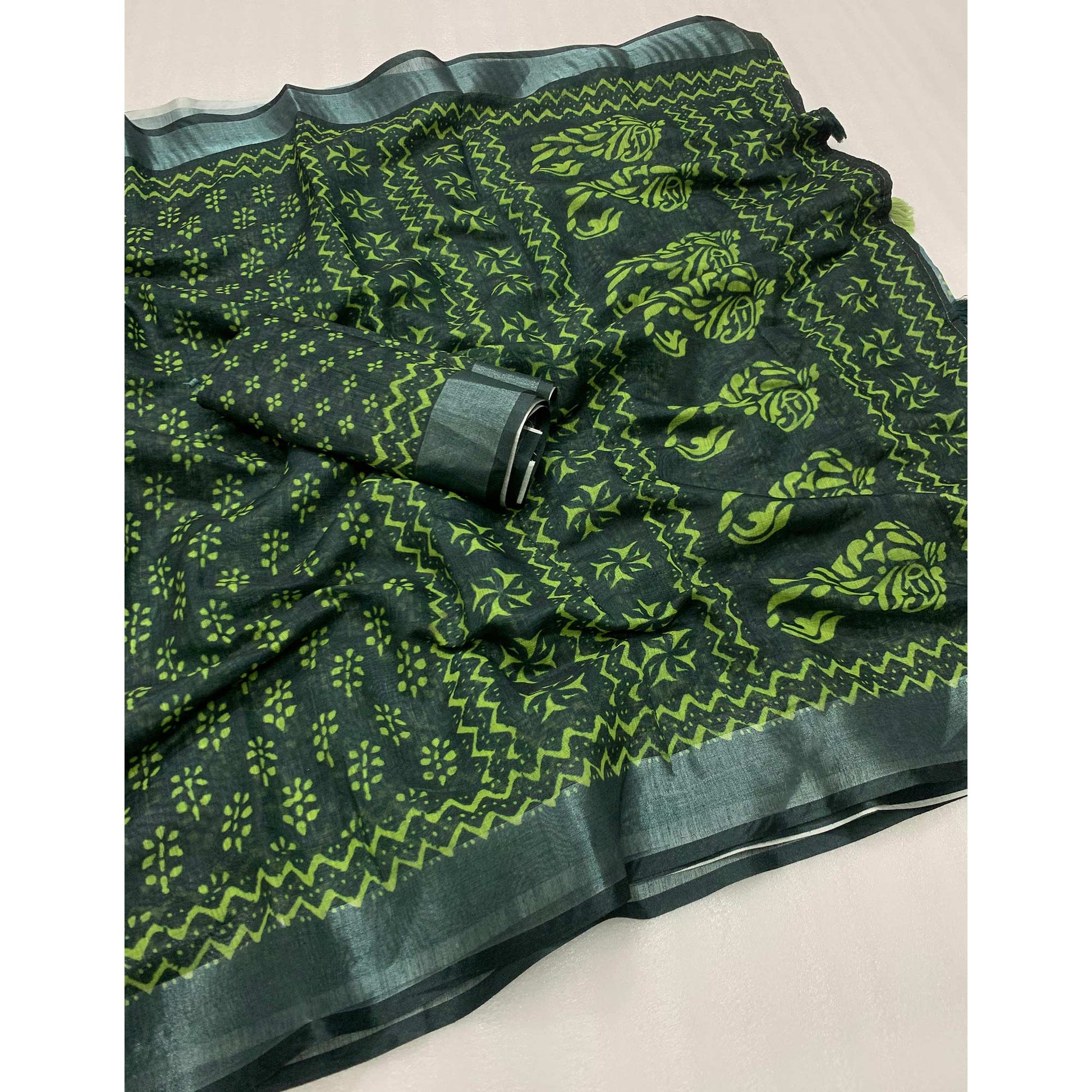 green-floral-digital-printed-linen-saree-1