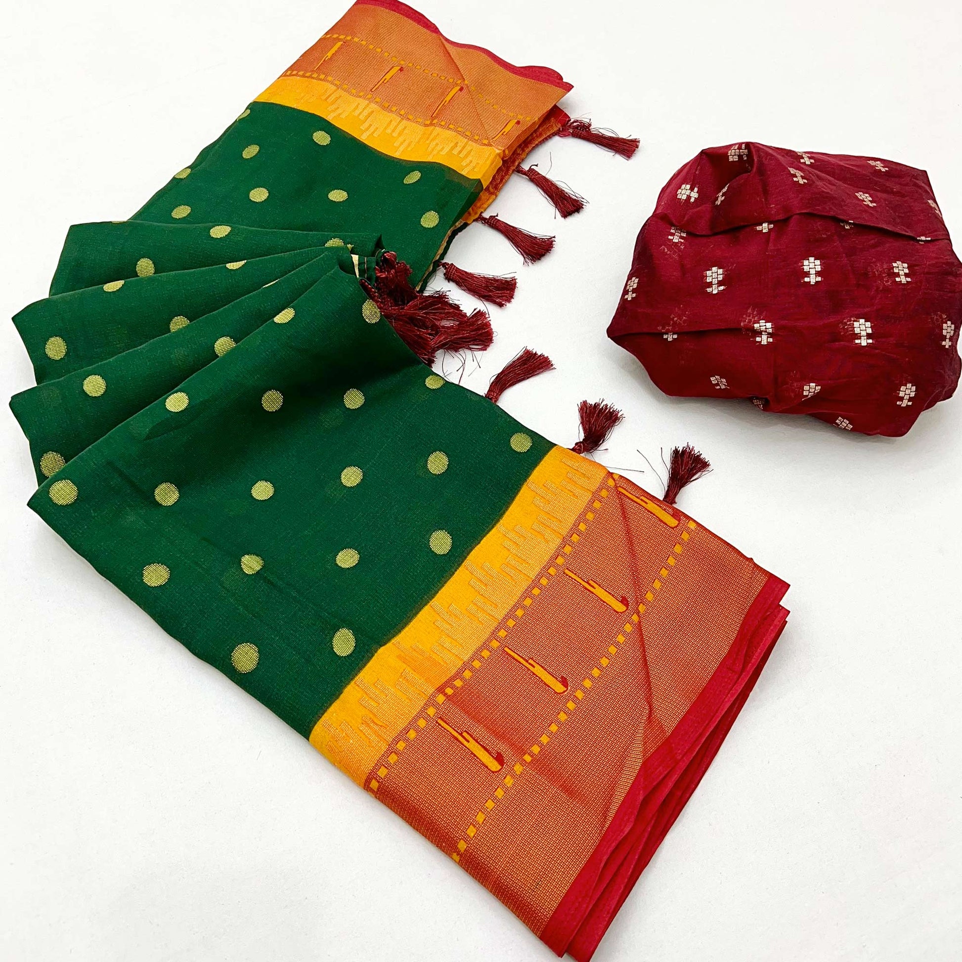 green-woven-brasso-paithani-saree-with-tassels