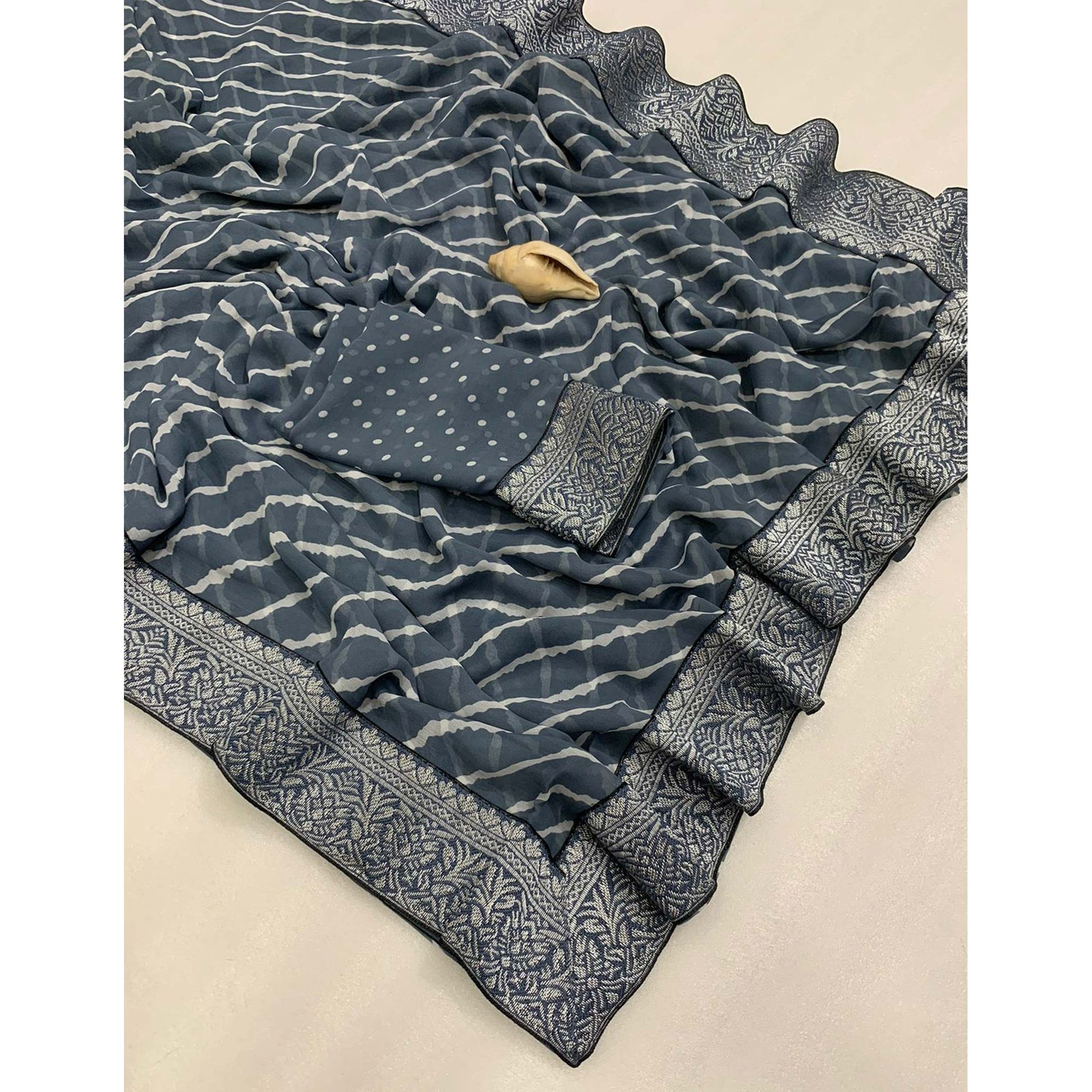 grey-leheriya-printed-georgette-saree-with-woven-border