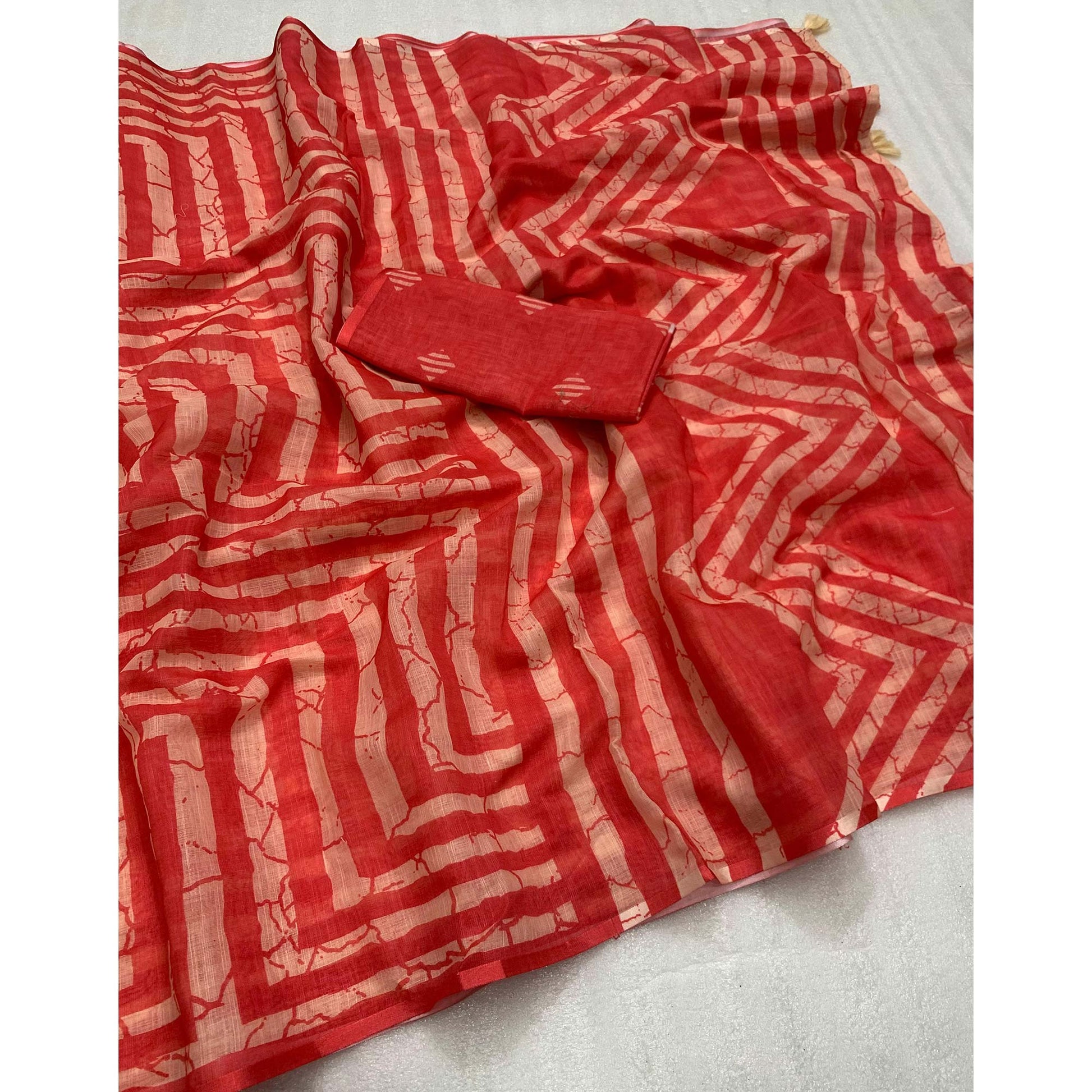 Gajari Pink Digital Printed Linen Cotton Saree