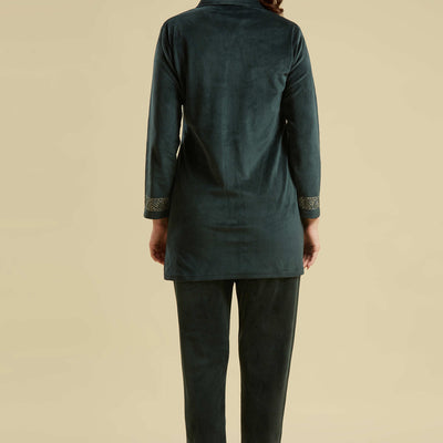 green-embroidered-velvet-front-slit-top-bottom-set