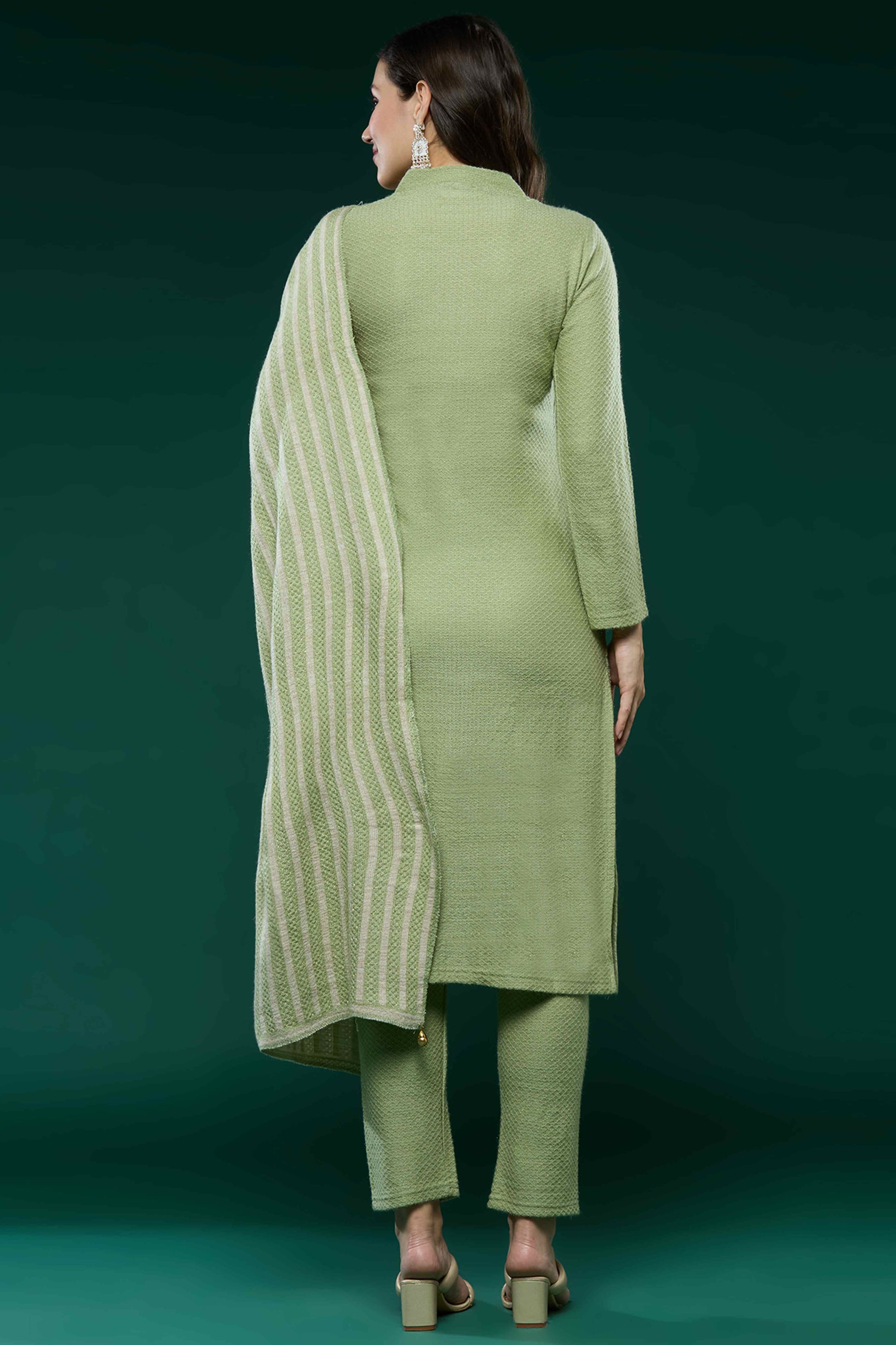 green-embroidered-woolen-straight-salwar-suit
